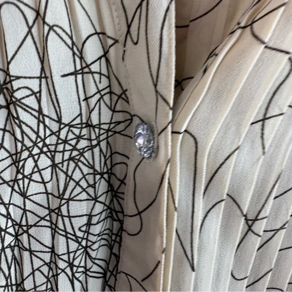 Karen Arnold button down rhinestone buttons Beige and Black Patterned Blouse - Picture 10 of 14
